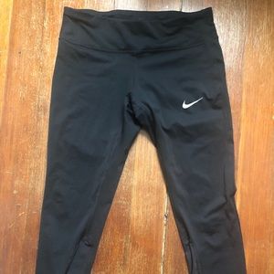 Nike Crops